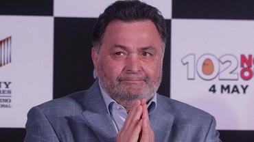 img-title Aktor Senior Bollywood Rishi Kapoor Meninggal Dunia