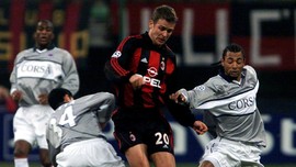 Oliver Bierhoff, Sang Raja Udara yang Bersinar di Italia