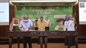 Kemendag Peduli Serahkan Donasi untuk Pejuang Medis Covid-19