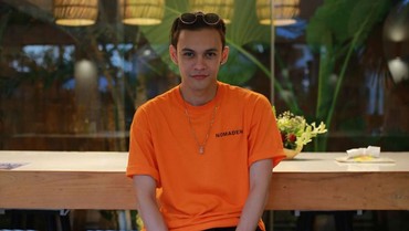 Permainkan Gerakan Salat, Kakak Selebgram Sarah Gibson Panen Hujatan