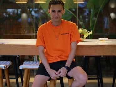 Permainkan Gerakan Salat, Kakak Selebgram Sarah Gibson Panen Hujatan
