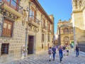 Akurnya Arsitektur Islam, Yahudi, Kristen di Madrasah Spanyol