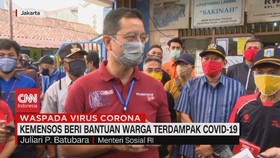 VIDEO: Kemensos Beri Bantuan Warga Terdampak Covid-19