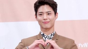 img-title Park Bo Gum Dikabarkan Akan Laksanakan Wamil Agustus Mendatang