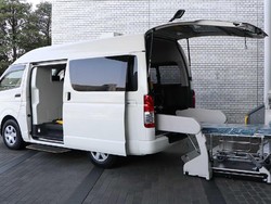 Toyota Kebanjiran Order HiAce buat Ambulans