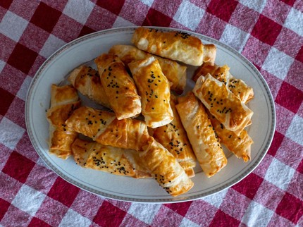 Menu Takjil: Resep Cheese Roll Puff, Gurih Enak dan Sehat