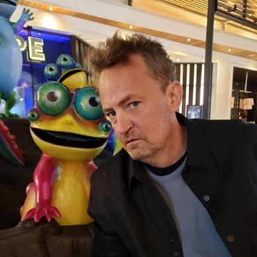 Dokter Salvador Plasencia Divonis 30 Bulan Penjara atas Kematian Matthew Perry