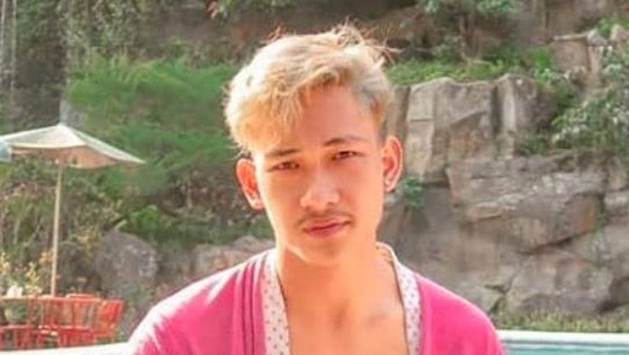 Ferdian Paleka Siapa YouTuber yang kasih makanan sampah ke waria?