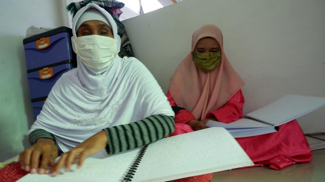 Kedutaan Besar Republik Indonesia di Beijing berencana membuka akses pendidikan bagi para tuna netra agar dapat menuntut ilmu di China. 