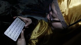 Muslim Pro: Kini Orang Lebih Suka Baca Alquran dari Aplikasi