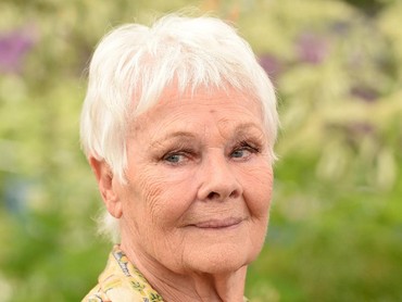 Judi Dench Akui Tak Bisa Melihat Akibat Degenerasi Makula