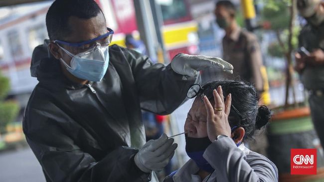 Pemerintah Buka Opsi Gratiskan Tes Swab PCR Menkes Budi Gunadi Sadikin mempertimbangkan menggratiskan biaya tes usap (swab) PCR Covid-19.