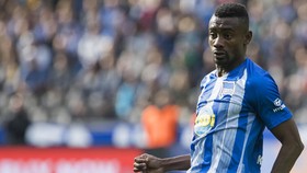 Ajak Pelatih Jabat Tangan, Kalou Dihukum Hertha Berlin