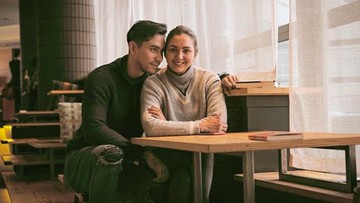 JURUS ROMANTIS DONNA AGNESIA DAN DARIUS SINATHRYA