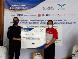 Dompet Amal TRANSMEDIA dan CT ARSA Salurkan 1.560 APD Bantu Tangani COVID-19