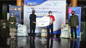 Donasi Tahap 4, Transmedia dan CT ARSA Salurkan Ribuan APD