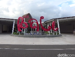 WN Inggris Sales Resor Jadi Gelandangan di Bali