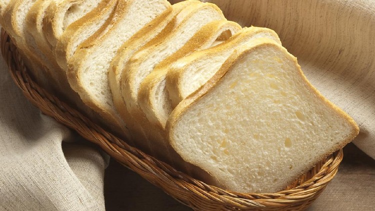 Tips Mengolah Sisa Roti Tawar di Rumah, Garlic Bread