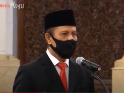 Jokowi Resmi Lantik Boy Rafli Amar Jadi Kepala BNPT