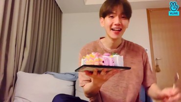 Rahasia Tubuh Kurus Terbongkar, Baekhyun EXO Buat Fans Khawatir
