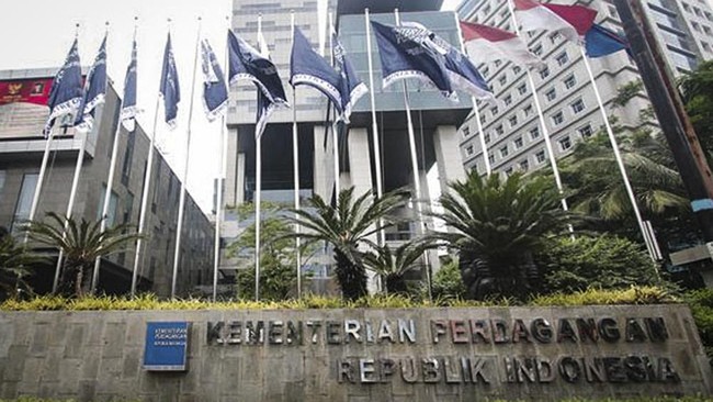 Kemendag bekerja sama dengan Bareskrim menyegel kembali perusahaan robot trading yang nekat membangkang membuka segel dan beraktivitas kembali.