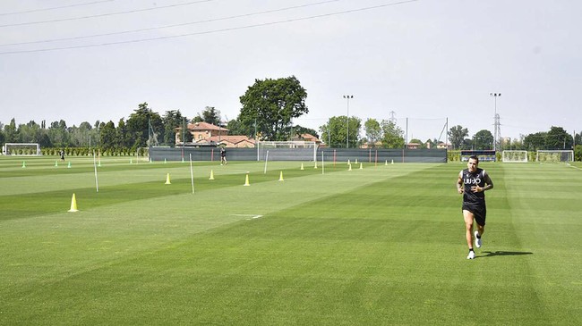 FOTO: Juventus dan Liga Italia Kembali Latihan Usai Corona