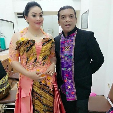 Yan Vellia Akui Telah Nikah Sah Secara Negara dengan Didi Kempot