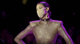 Lithuania Gelar Ajang Pekan Mode Masker Pertama di Dunia