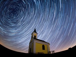 Daftar Fenomena Astronomi Juli 2025 dan Prediksi Waktu Terjadinya