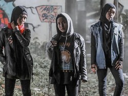 Band Hijabers Metal dari Garut Menarik Atensi Personel Red Hot Chili Peppers