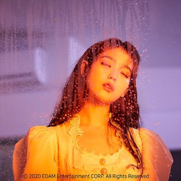 Unggah Teaser Misterius, IU Kode Bakal Comeback?