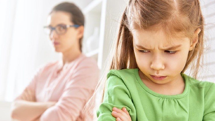 mother and her daughter quarreled