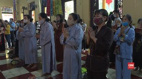 VIDEO: Umat Buddha Vietnam Rayakan Waisak di Tengah Pandemi