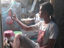 Cerita Warga Miskin Sidoarjo yang Dapat Bansos Setelah Curhat di Facebook