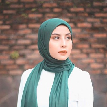 Sindir Indira Kalistha, Awkarin Semangati Ayah yang Seorang Dokter