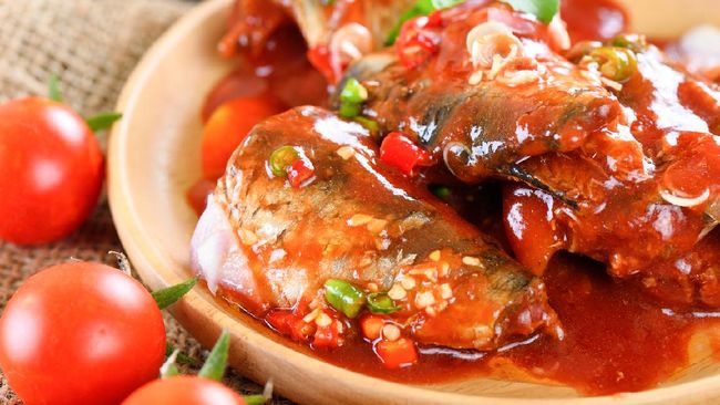 Ikan jadi salah satu sumber protein terbaik. Dikonsumsi saat sahur, asupan ikan bisa bikin perut merasa kenyang lebih lama.