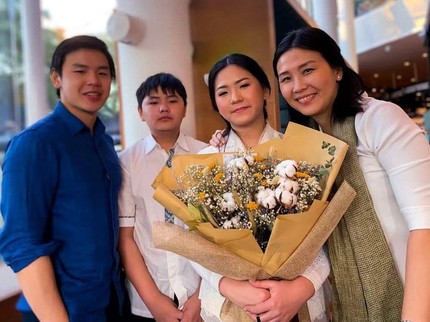 7 Potret Veronica Tan Habiskan Waktu Bareng 3 Anak, Cantik dan Ceria