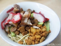 Gibran Jajan Nasi Goreng hingga Daftar 4 Bakmi Non Halal yang Populer