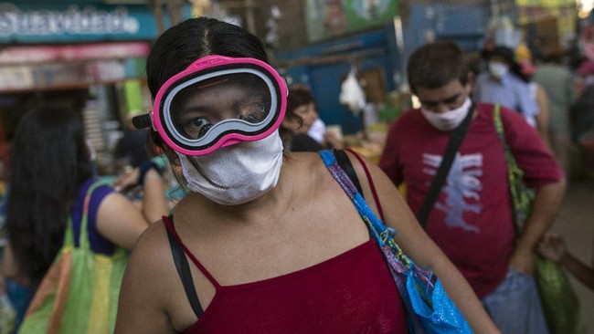 FOTO: Rupa-rupa Ekspresi Masker ala Amerika Latin