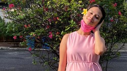 Vanessa Angel Banjir Kritikan karena Jualan Mukena Bercorak Hewan