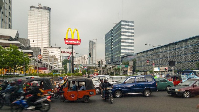 Pengumuman penutupan gerai McDonald's di Sarinah pada 10 Mei menuai respons netizen.