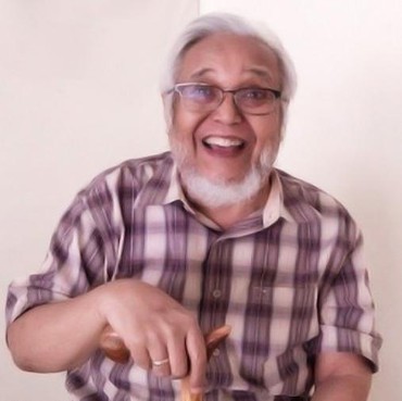 Adi Kurdi Dimakamkan Dekat WS Rendra dan Mbah Surip