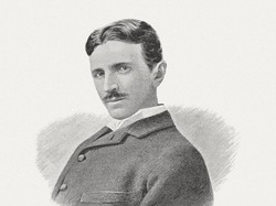 Smartphone Ternyata Telah Diramalkan Nikola Tesla Seabad Silam
