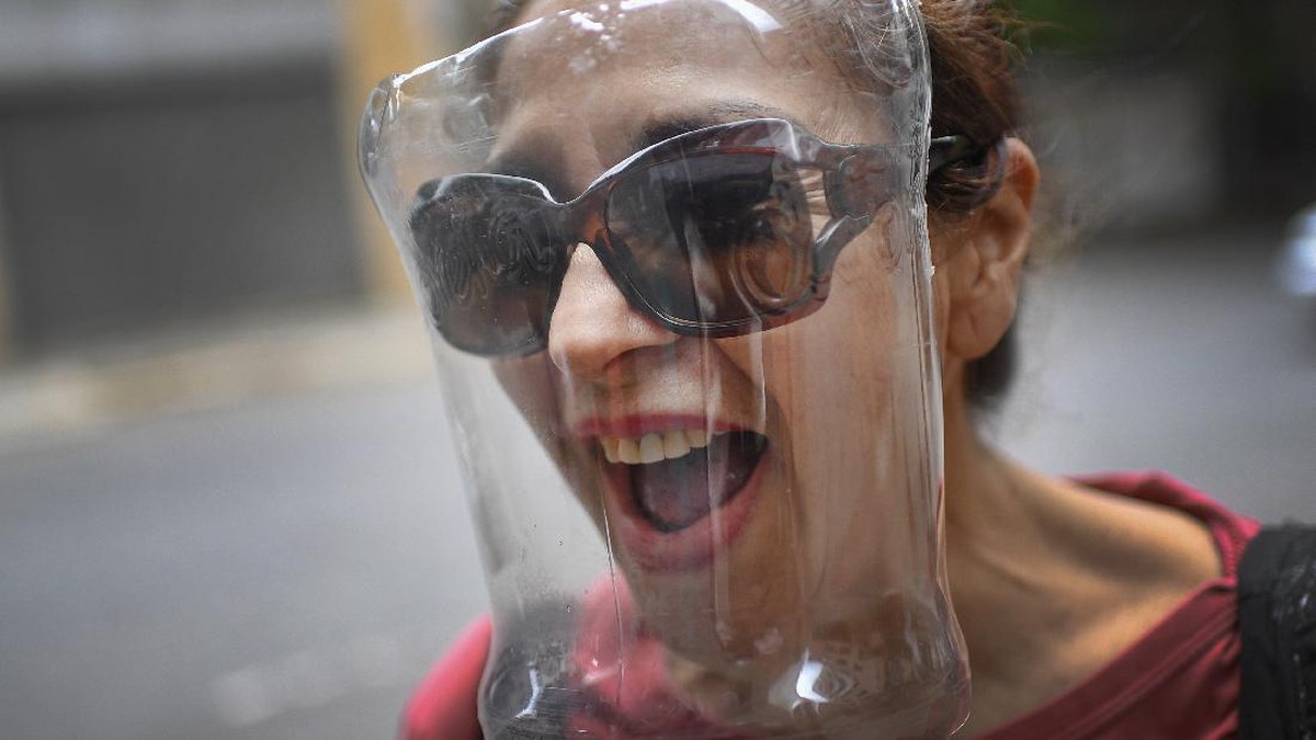FOTO: Rupa-rupa Ekspresi Masker ala Amerika Latin