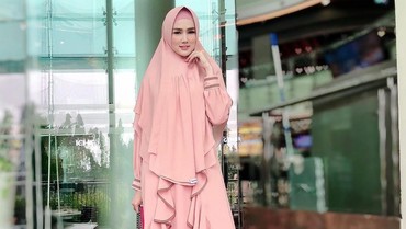 img-title Anak Gadis Dilamar Sultan Yogyakarta, Mulan Jameela Menolak