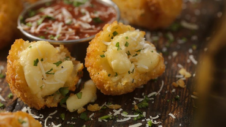 Macaroni Ball