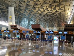 Waduh! 40 Penumpang di Bandara Soetta Reaktif Covid-19