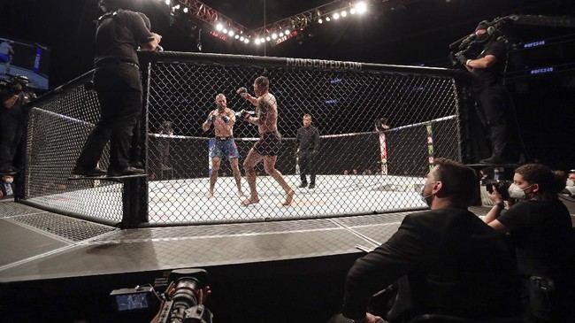 FOTO: Cari Aman di UFC 249