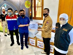 Bantu Tangani COVID-19, Pertamina Beri Bantuan APD ke Pemprov Jatim