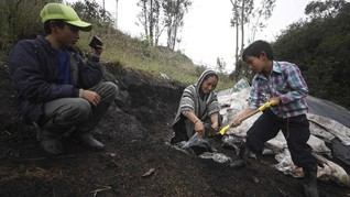 FOTO: Petani di Kolombia Coba Peruntungan Jadi Youtuber